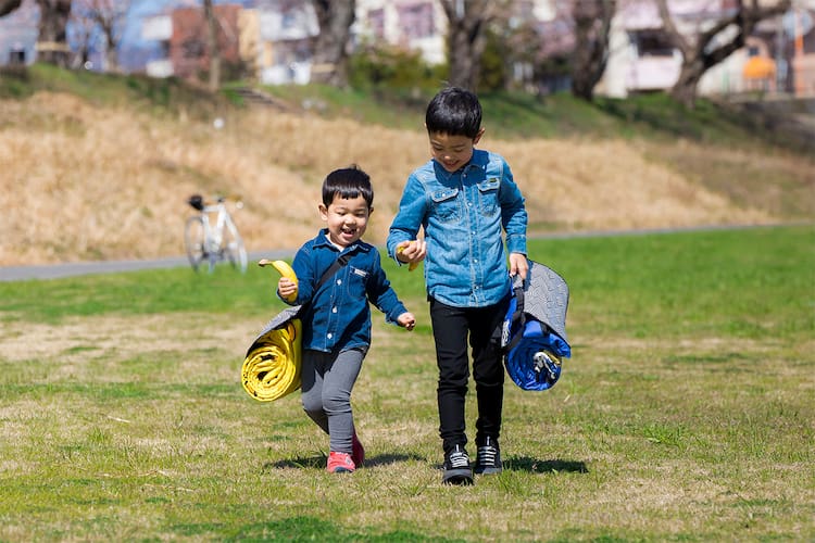 子供とおしゃれなレジャーシート